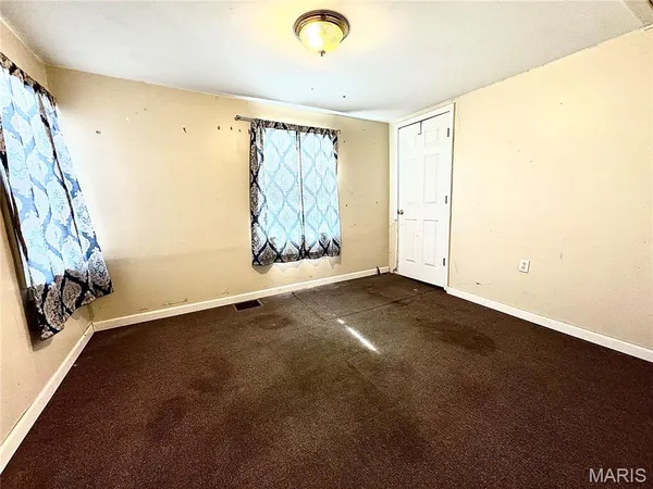 $54,900 | 1202 North Madison Street, Litchfield, IL 62056