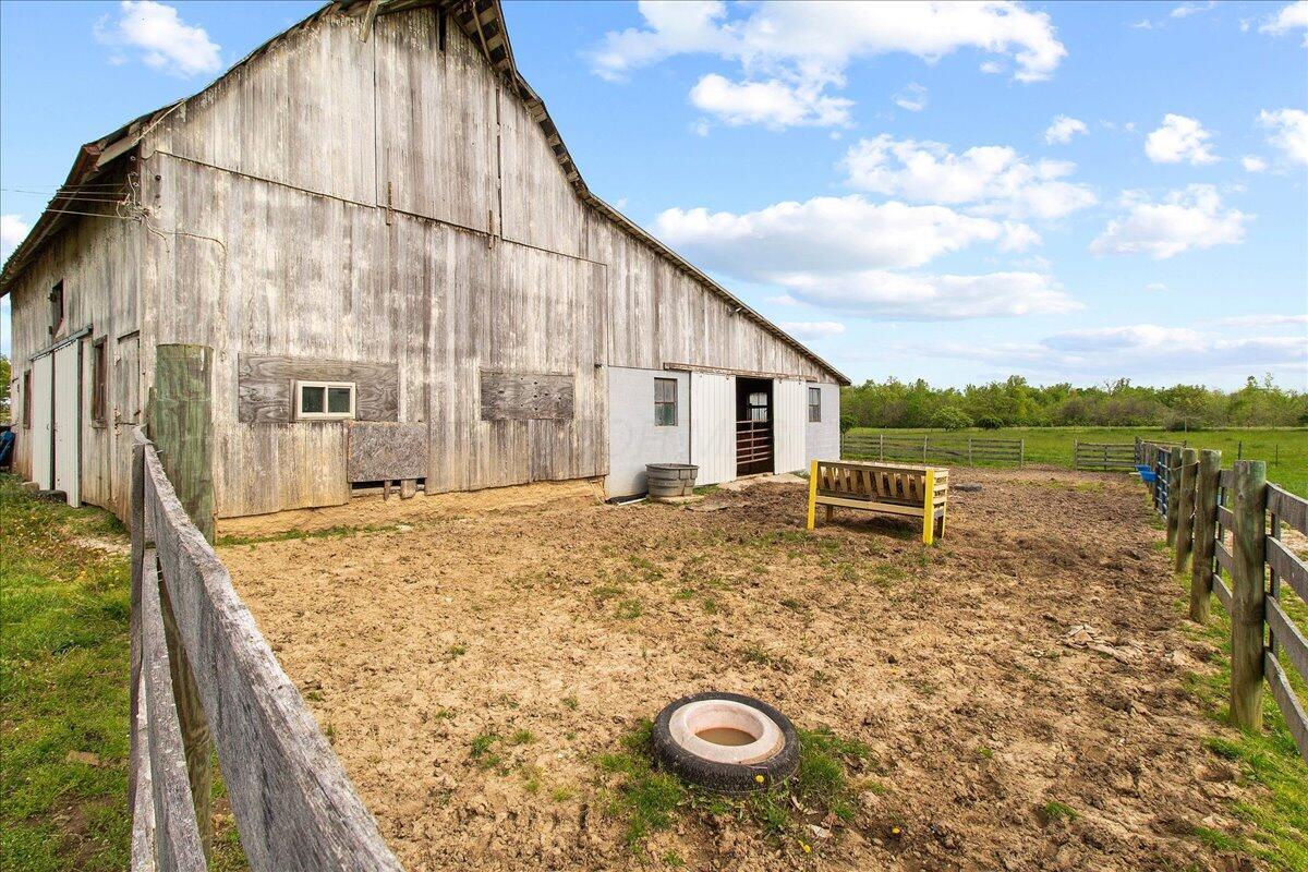 7588 Stringtown Road Mechanicsburg, OH 43044 - Photo 40 of 54 40-39-IMG_9687