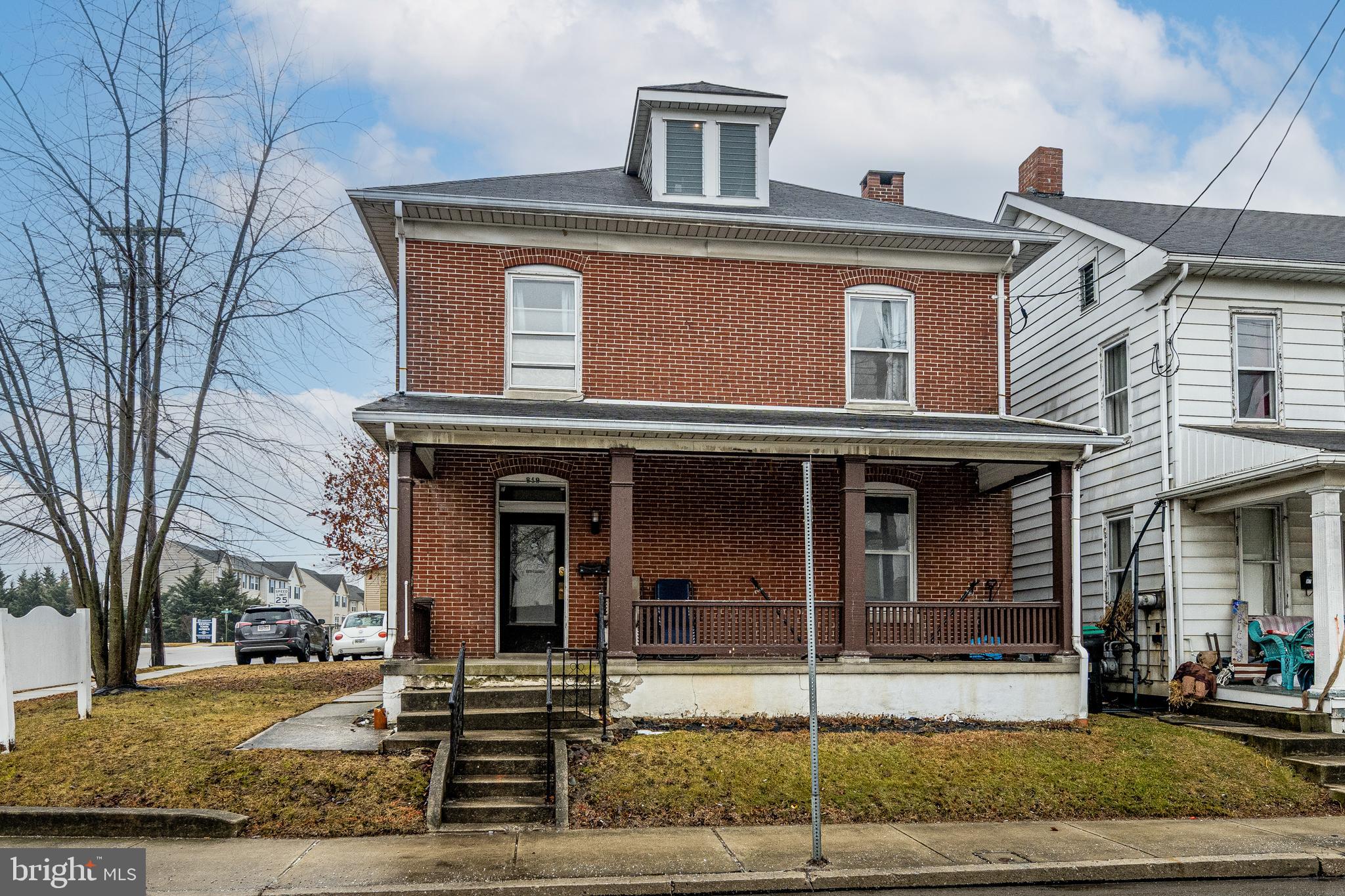 819 York Street Hanover, PA 17331 - Photo 3 of 25