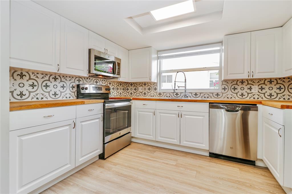 9025 Collage Lane Port Richey, FL 34668 - Photo 7 of 16