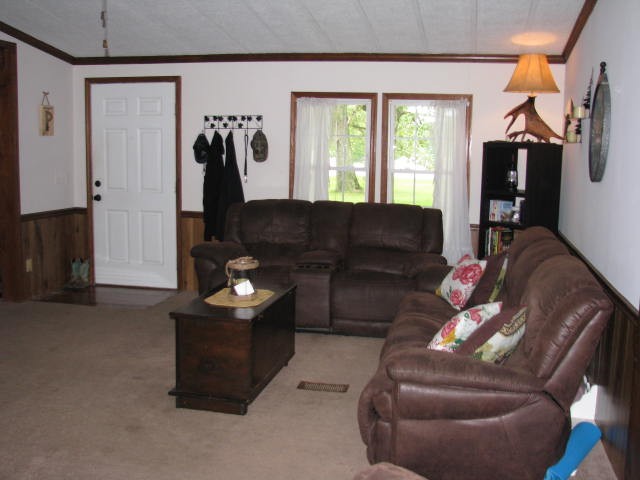 626 Pond Road Dickson, TN 37055 - Photo 4 of 19 Gallery Image 4