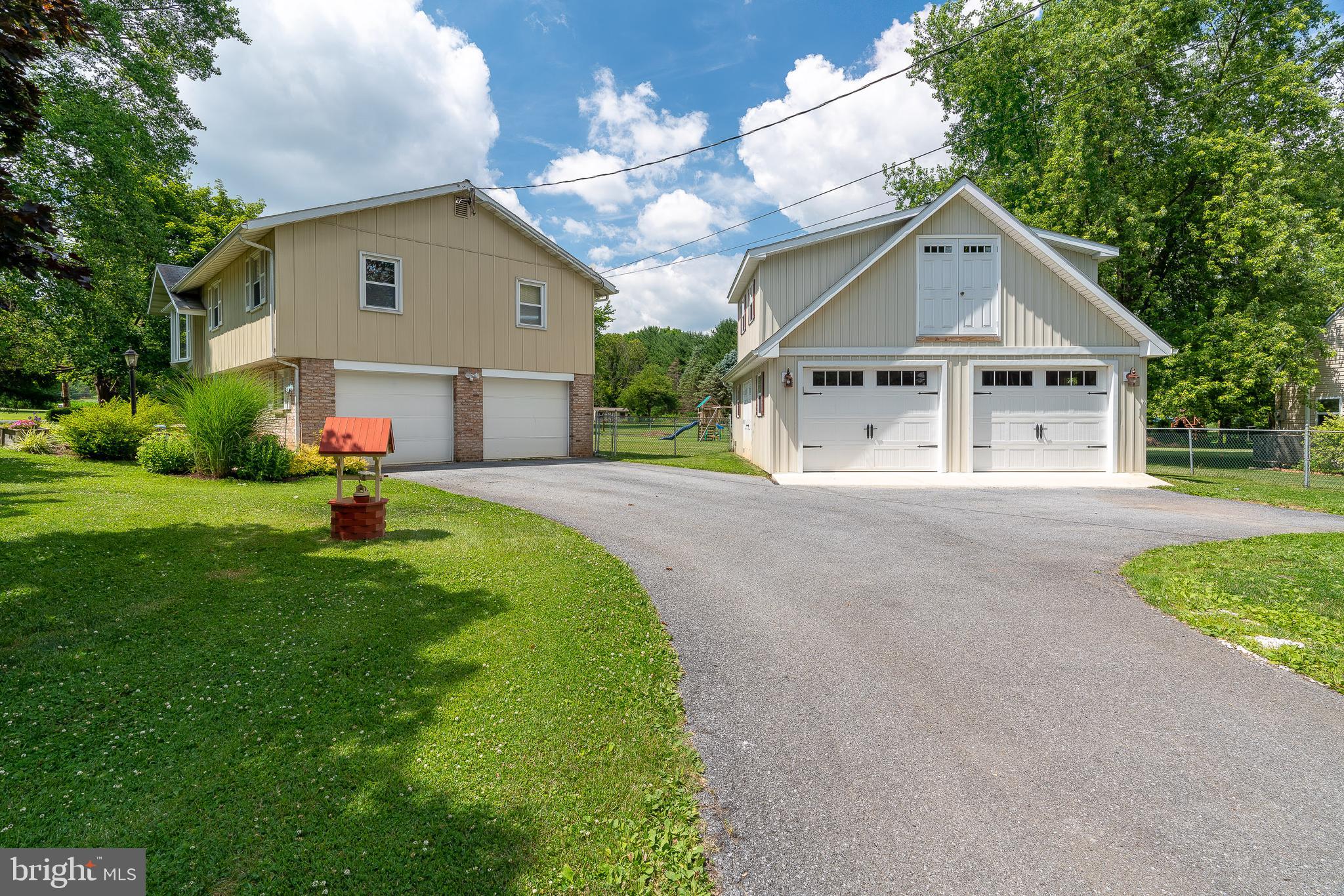 743 Owl Hill Road Lititz, PA 17543 - Photo 2 of 40