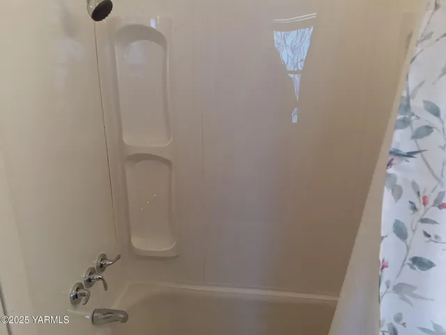 $260,000 | 805 South 9th Avenue, Yakima, WA 98902