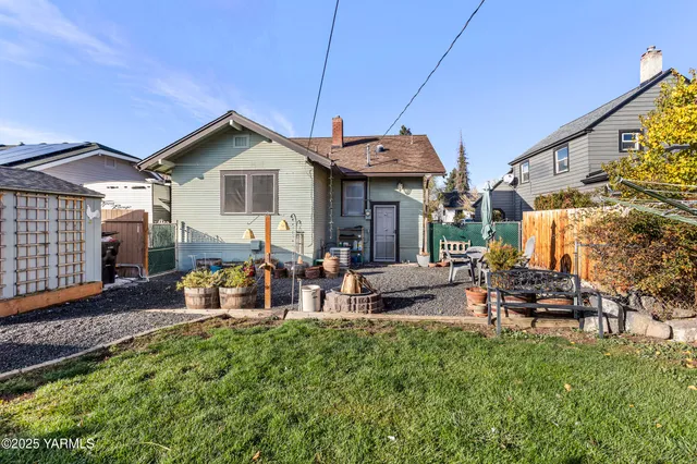 $260,000 | 805 South 9th Avenue, Yakima, WA 98902