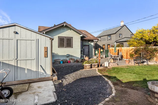 $260,000 | 805 South 9th Avenue, Yakima, WA 98902