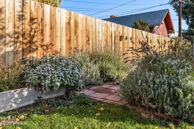 $260,000 | 805 South 9th Avenue, Yakima, WA 98902