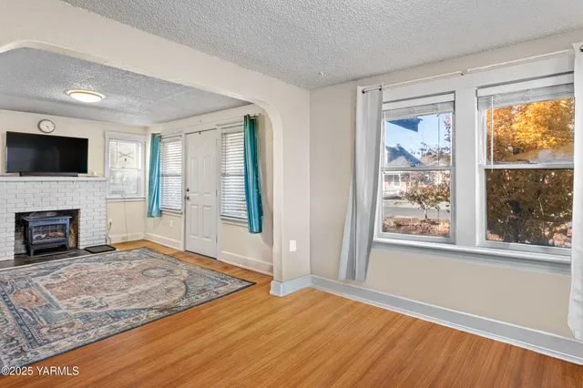 $260,000 | 805 South 9th Avenue, Yakima, WA 98902