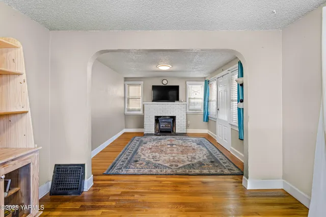 $260,000 | 805 South 9th Avenue, Yakima, WA 98902