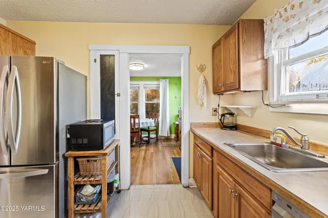 $260,000 | 805 South 9th Avenue, Yakima, WA 98902