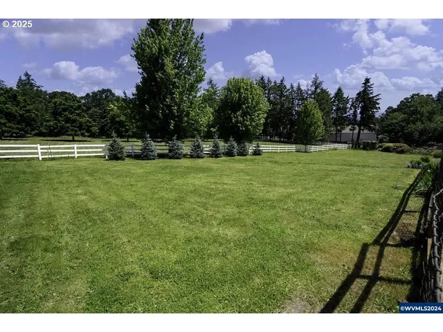 a view of a outdoor space and a yard
