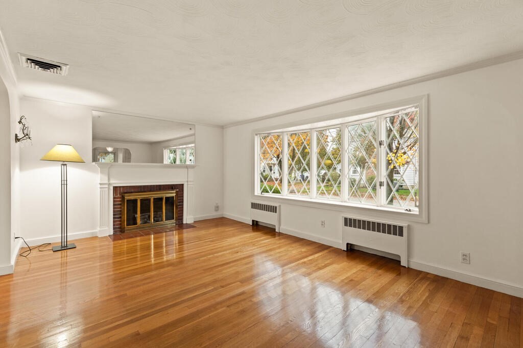 59 Rustlewood Road Milton, MA 02186 - Photo 6 of 41 Gallery Image 6