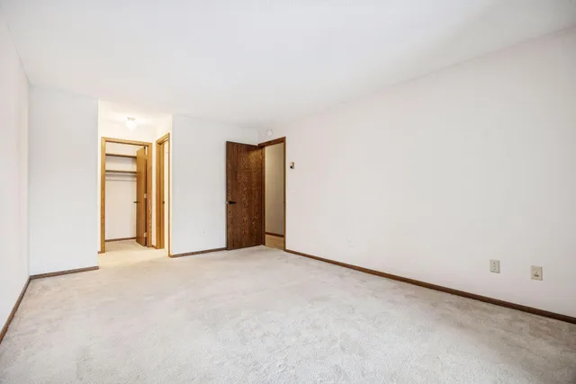 $199,700 | 1000 41st Avenue Northeast, Unit 118, Columbia Heights, MN 55421