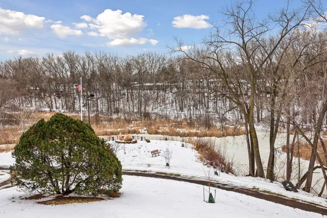 $199,700 | 1000 41st Avenue Northeast, Unit 118, Columbia Heights, MN 55421