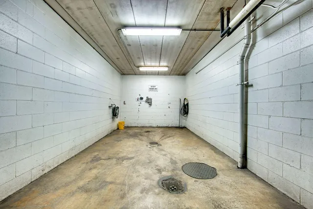 $199,700 | 1000 41st Avenue Northeast, Unit 118, Columbia Heights, MN 55421