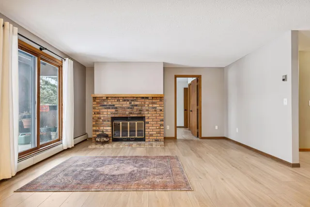 $199,700 | 1000 41st Avenue Northeast, Unit 118, Columbia Heights, MN 55421