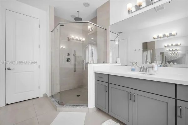 $5,500 | 1052 Southwest 113th Way, Unit 1052, Pembroke Pines, FL 33025