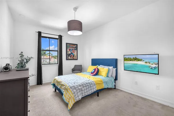 $5,500 | 1052 Southwest 113th Way, Unit 1052, Pembroke Pines, FL 33025