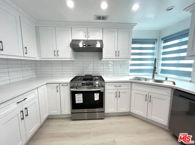 $6,000 | 12105 Falcon Crest Way, Porter Ranch, CA 91326