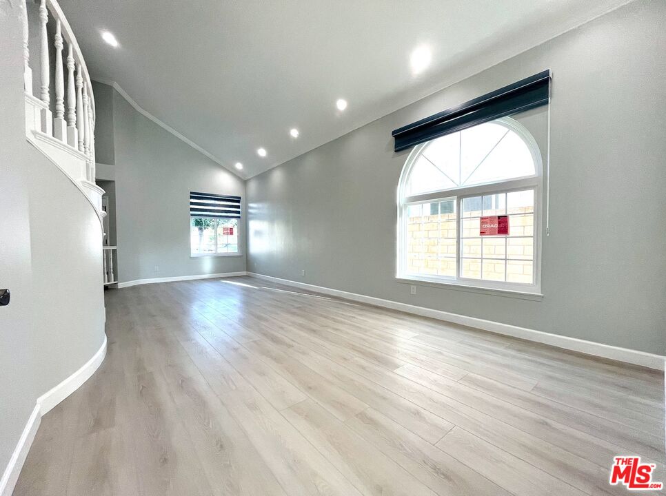 12105 Falcon Crest Way Porter Ranch, CA 91326 - Photo 17 of 45