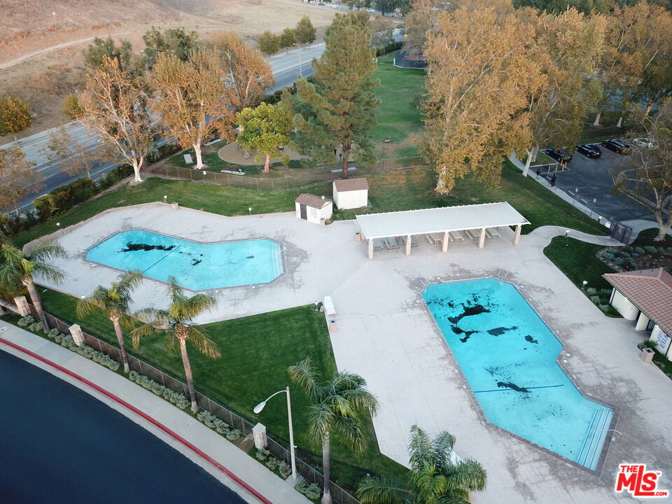 12105 Falcon Crest Way Porter Ranch, CA 91326 - Photo 41 of 45