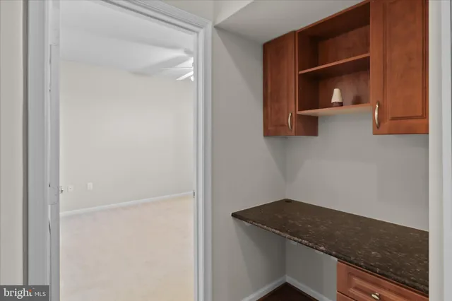 $1,975 | 4401 Weatherington Lane, Unit 304, Fairfax, VA 22030