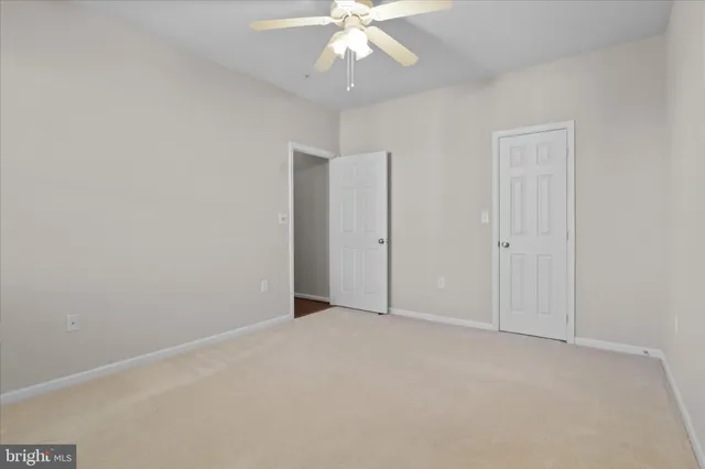 $1,975 | 4401 Weatherington Lane, Unit 304, Fairfax, VA 22030