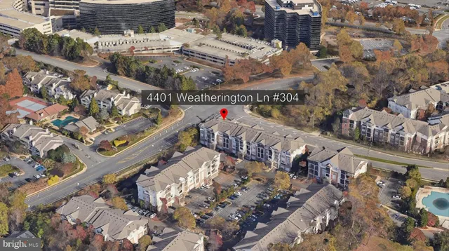 $1,975 | 4401 Weatherington Lane, Unit 304, Fairfax, VA 22030