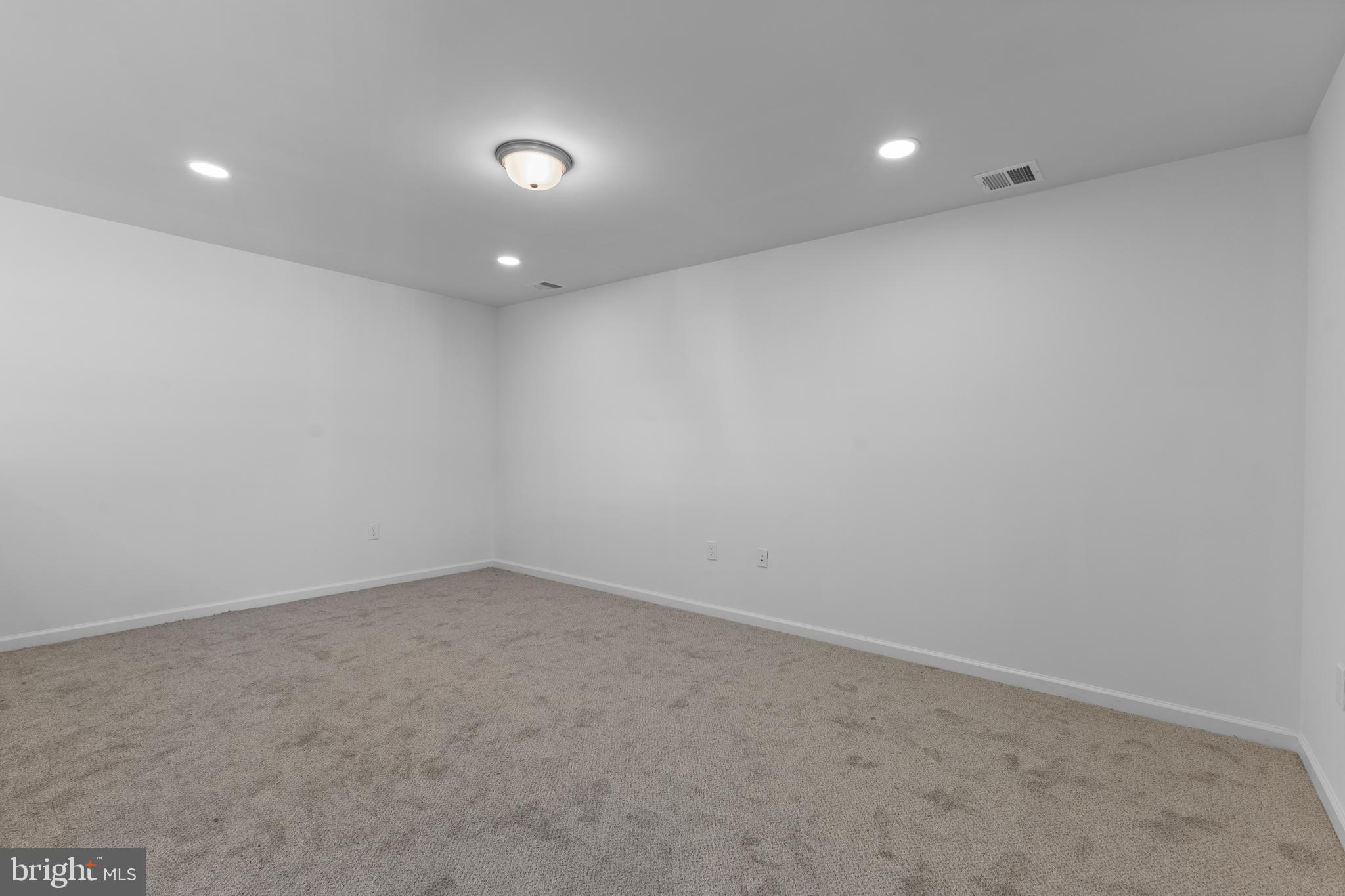 868 Veneto Court, Unit 66 Easton, PA 18040 - Photo 23 of 37 a view of empty room