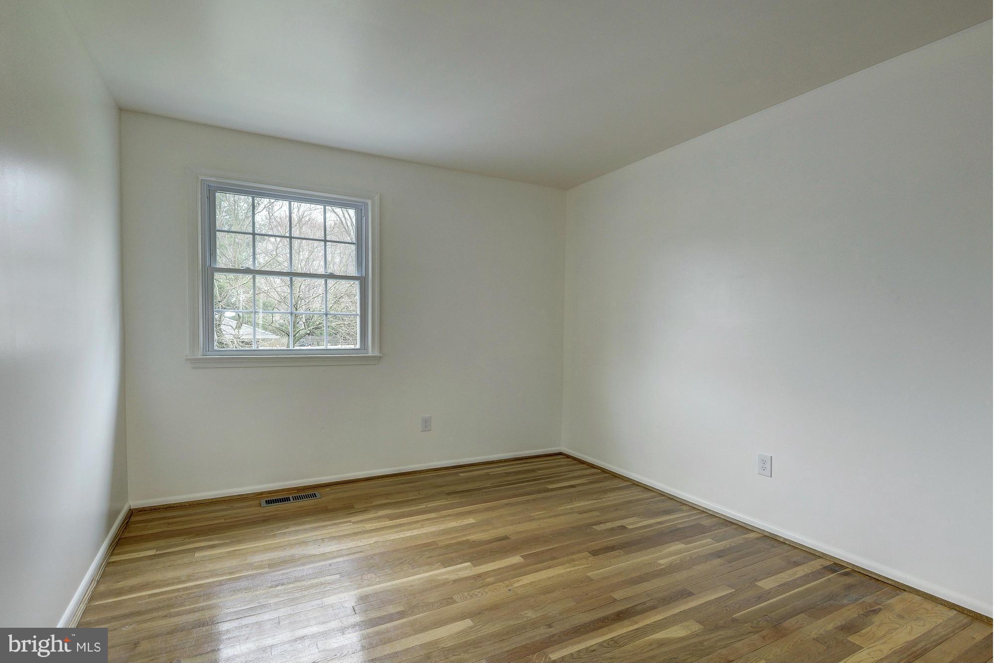 4100 Briars Road Olney, MD 20832 - Photo 16 of 28 Bedroom