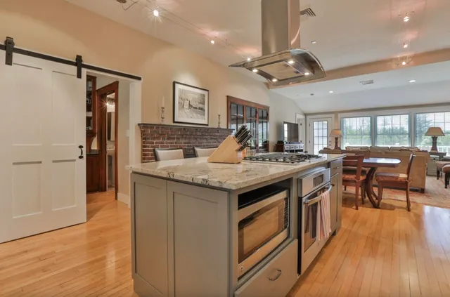 $626,000 | 26 North Main Street, Unit 5, Mont Vernon, NH 03057