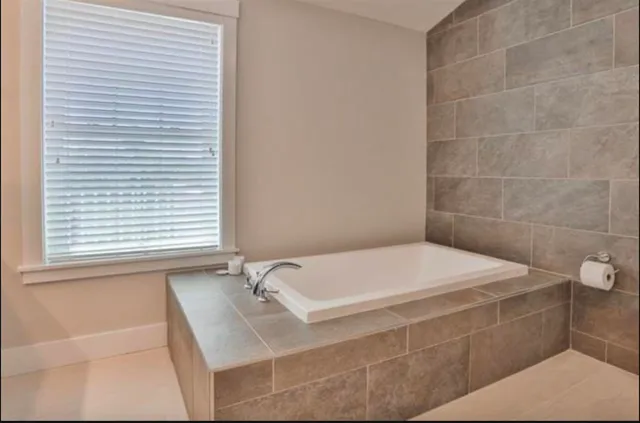 $626,000 | 26 North Main Street, Unit 5, Mont Vernon, NH 03057