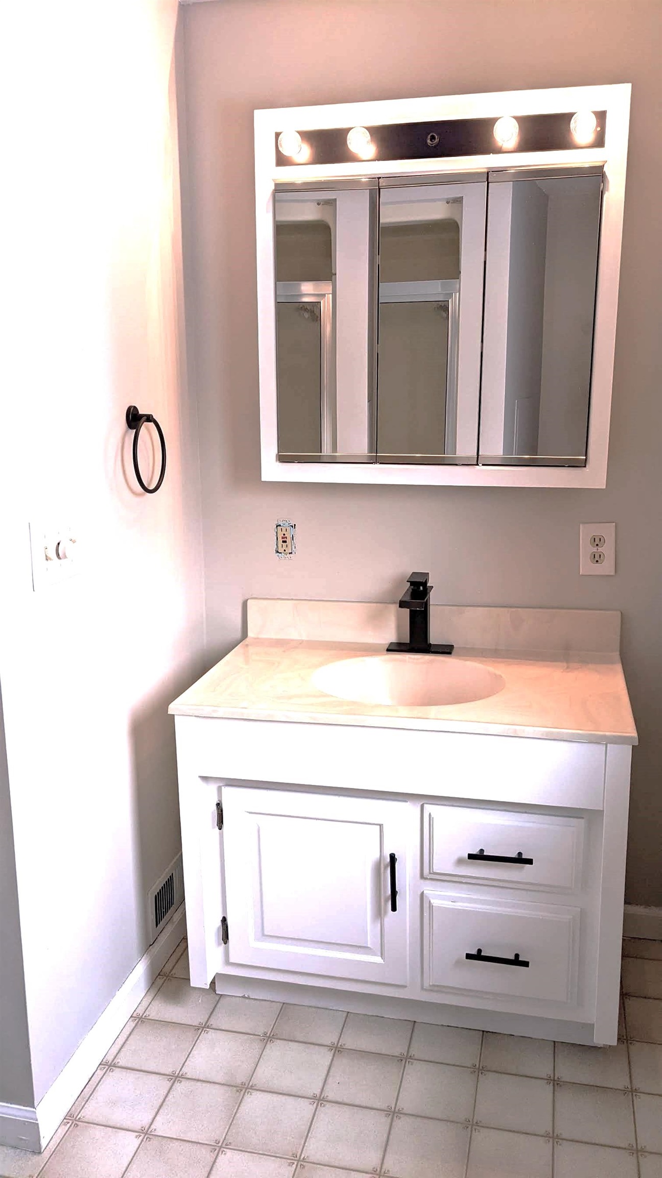 303 West Grant Street Decatur, IN 46733 - Photo 24 of 36