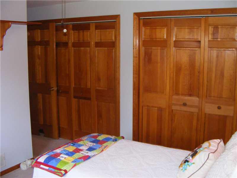 373 Hawthorne Road Pittsburgh, PA 15209 - Photo 12 of 25 Bedroom. Bedroom 2