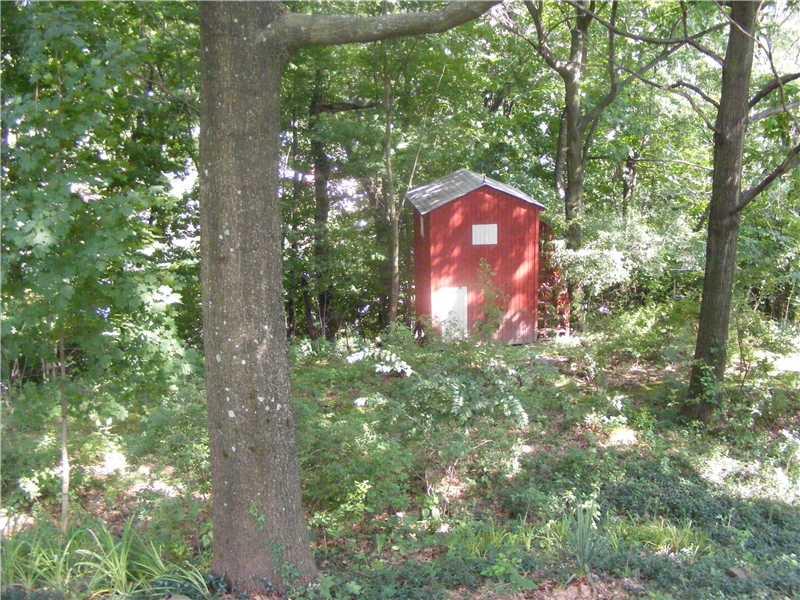 373 Hawthorne Road Pittsburgh, PA 15209 - Photo 24 of 25 Yard/Garden. The 2nd story of this shed has a kids Club/Tree house in it.