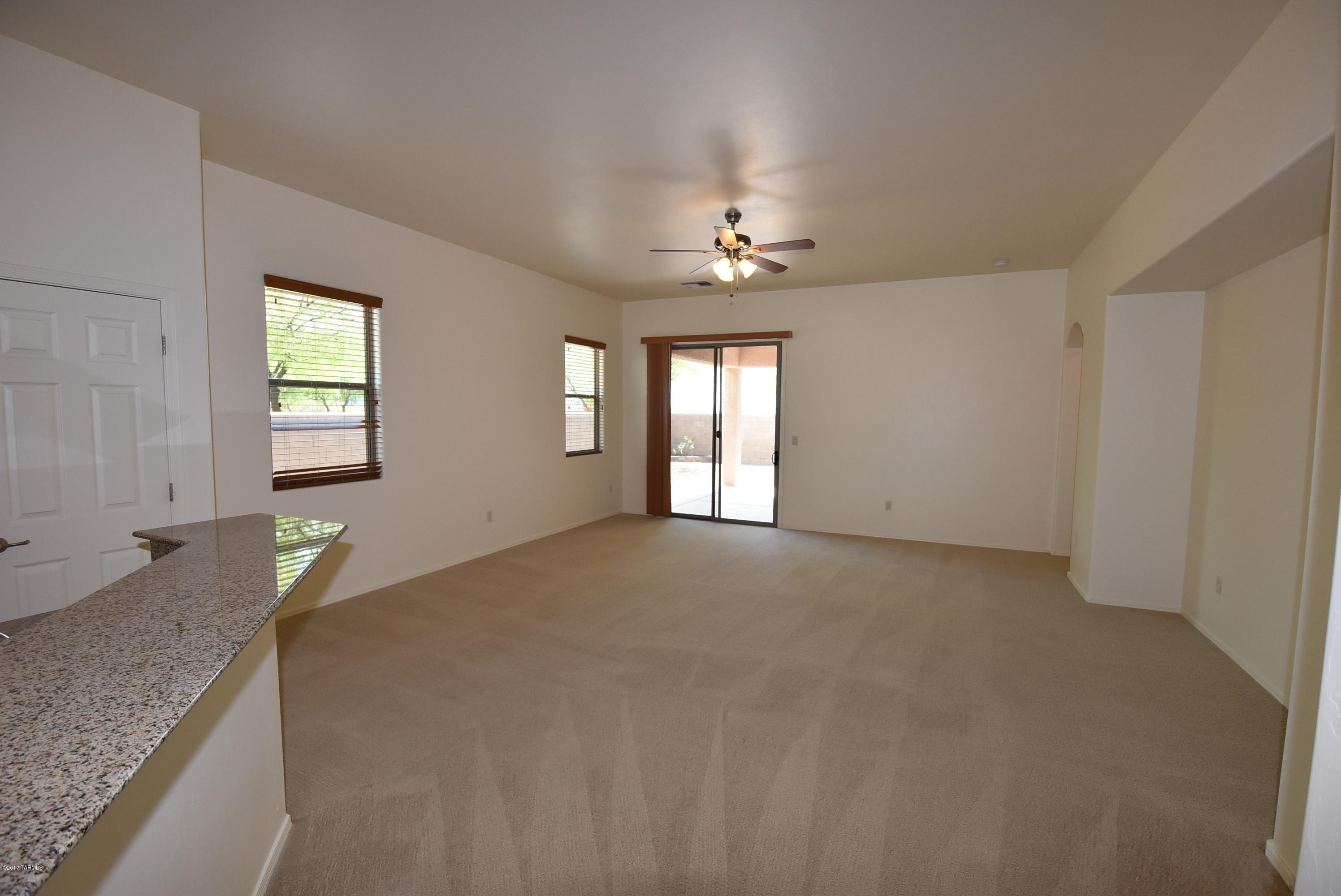 12823 Bloomington Loop Tucson, AZ 85755 - Photo 11 of 39