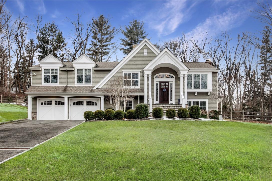 39 Courtmel Road Mount Kisco, NY 10549 - Photo 1 of 1 Welcome to 39 Courtmel Rd, Mt Kisco/Chappaqua, set at the very end of a cul-de-sac close to all