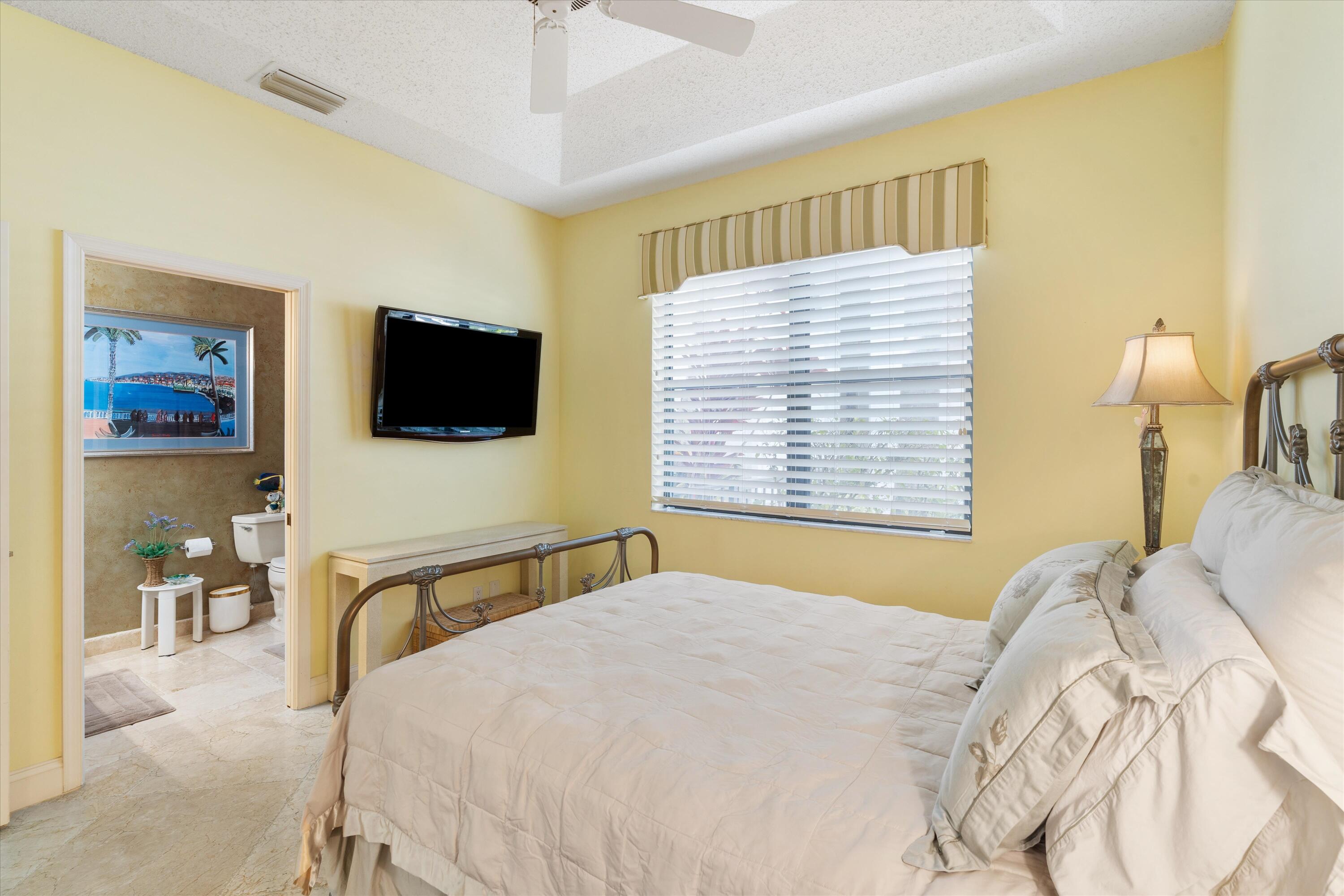17129 Ryton Lane Boca Raton, FL 33496 - Photo 17 of 24 2nd Bedroom