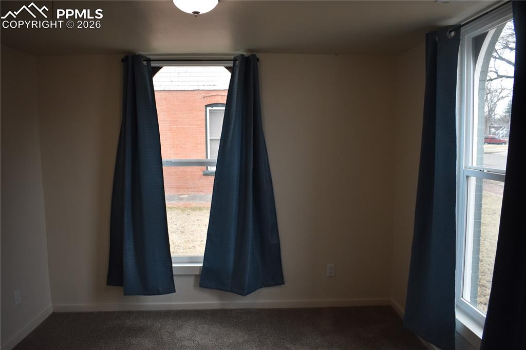 805 Raton Avenue La Junta, CO 81050 - Photo 3 of 26 a view of entry way