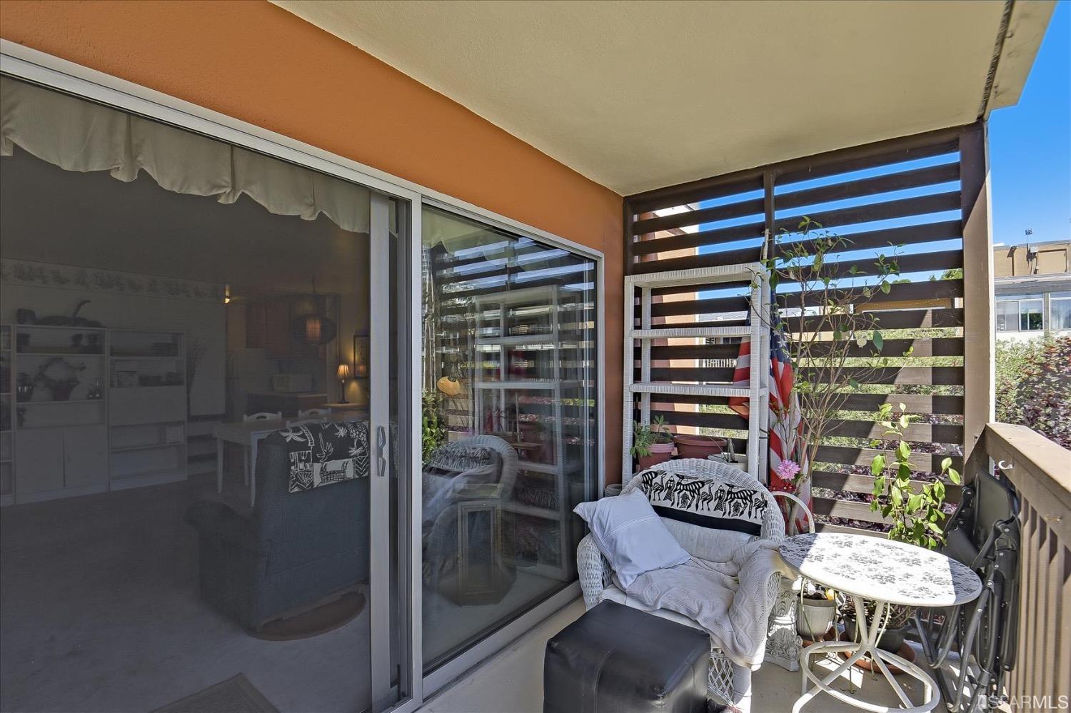50 Inca Lane, Unit 5 San Francisco, CA 94115 - Photo 29 of 33 a balcony with table and chairs