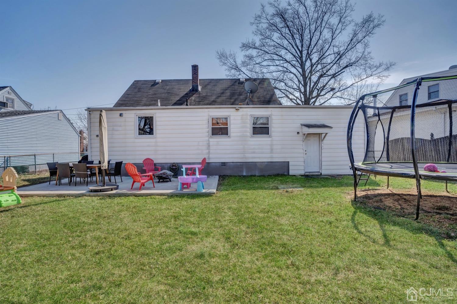 14 Stockton Road New Brunswick, NJ 08901 - Photo 16 of 18 Gallery Image 16