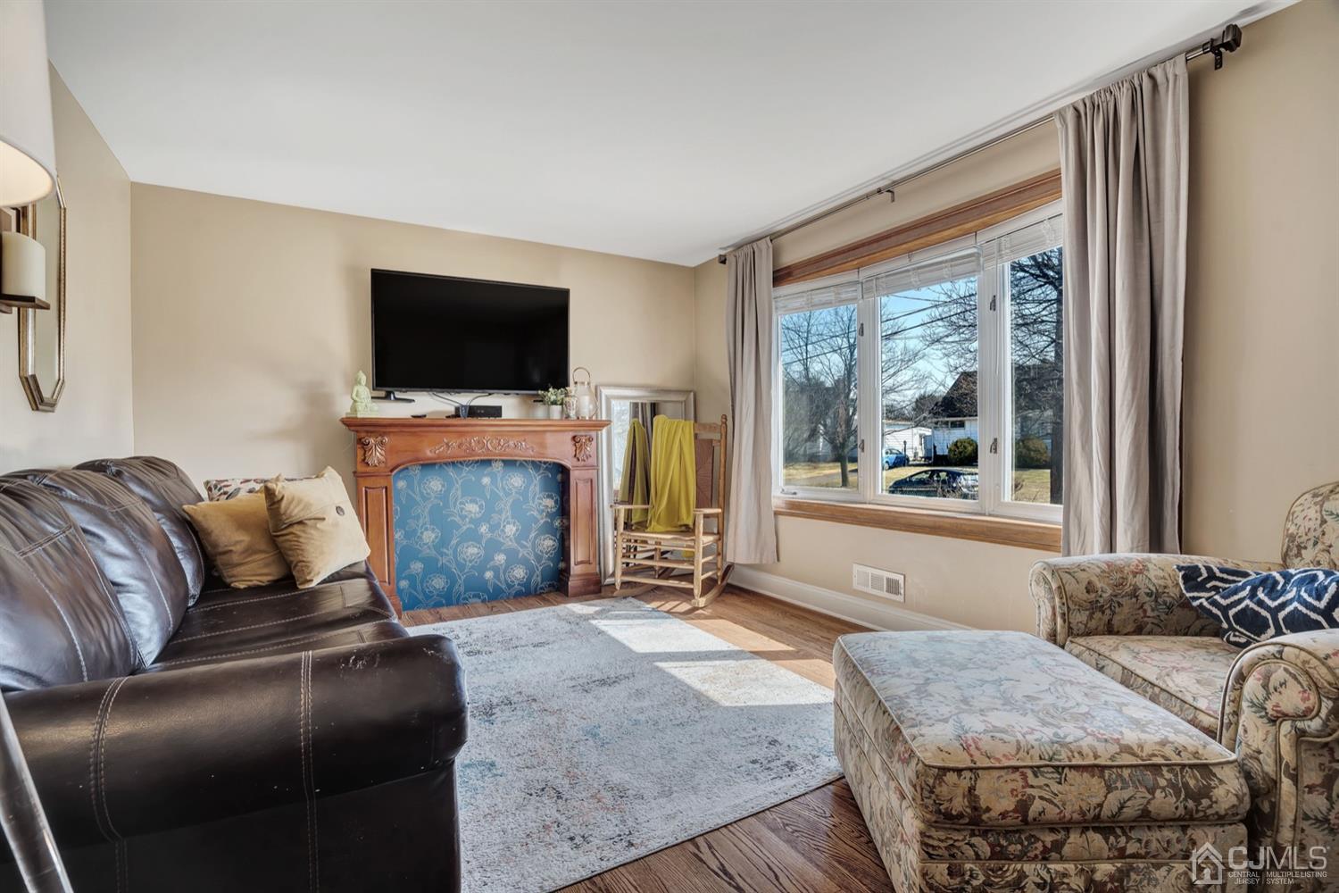 14 Stockton Road New Brunswick, NJ 08901 - Photo 4 of 18 Gallery Image 4