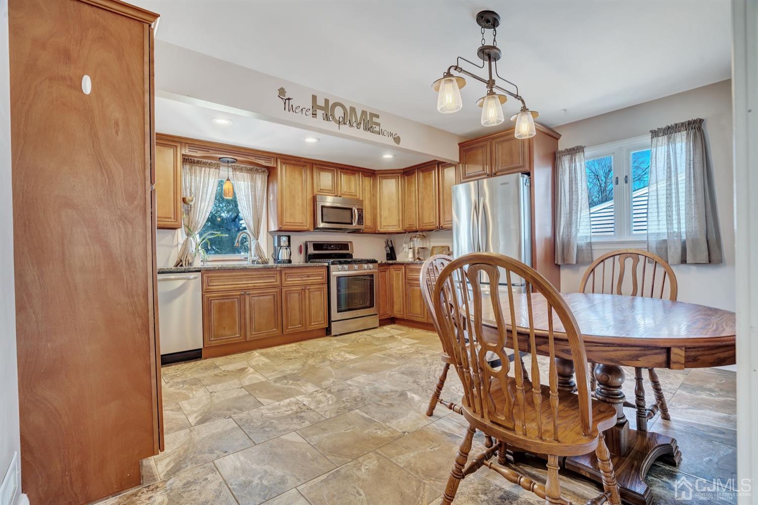 14 Stockton Road New Brunswick, NJ 08901 - Photo 7 of 18 Gallery Image 7