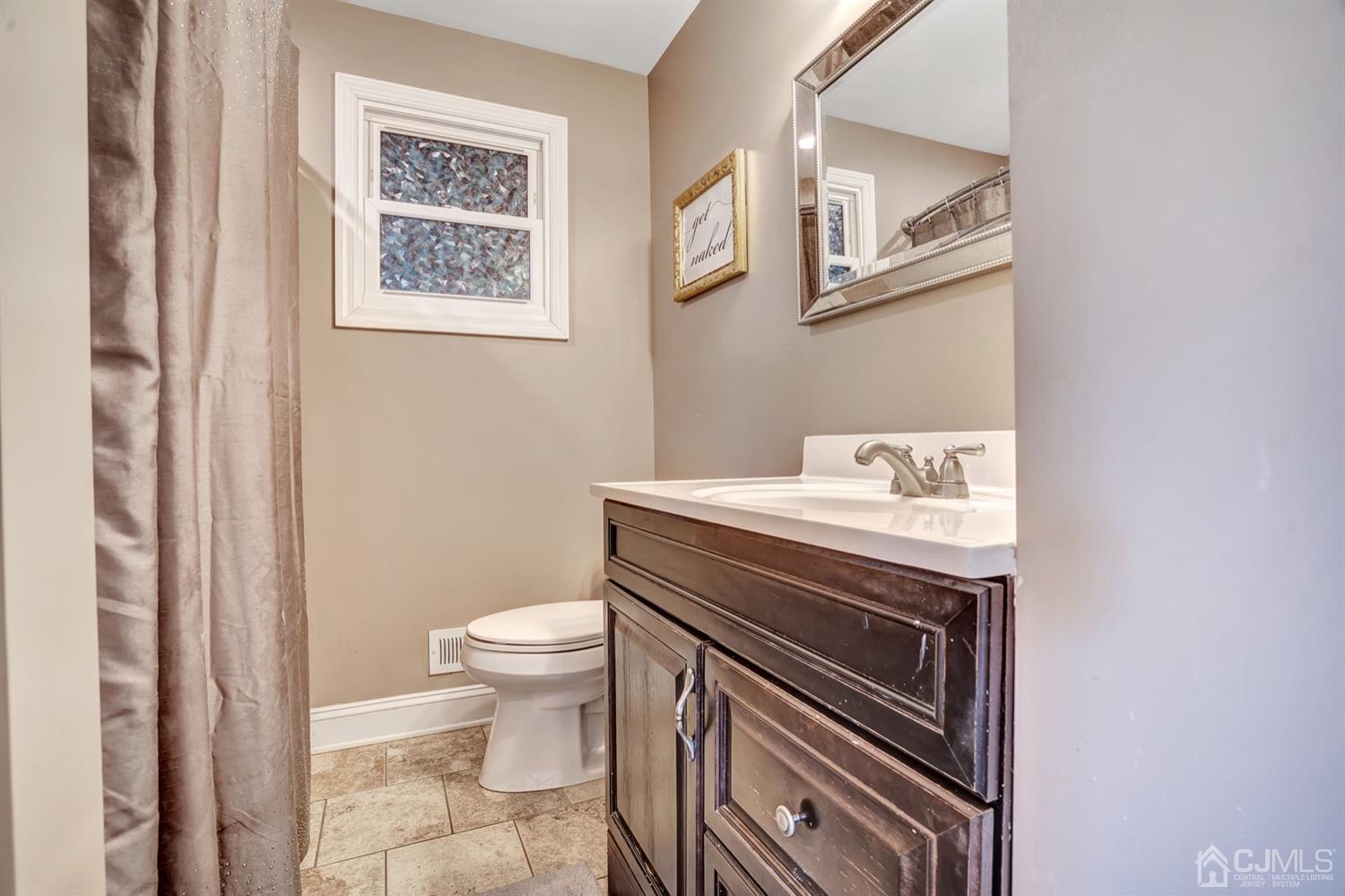 14 Stockton Road New Brunswick, NJ 08901 - Photo 10 of 18 Gallery Image 10