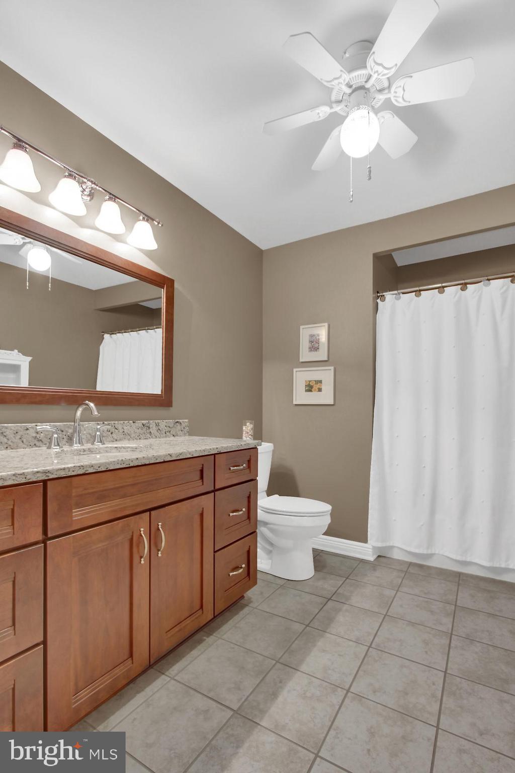 3620 Kingston Road York, PA 17402 - Photo 19 of 28 Gallery Image 19