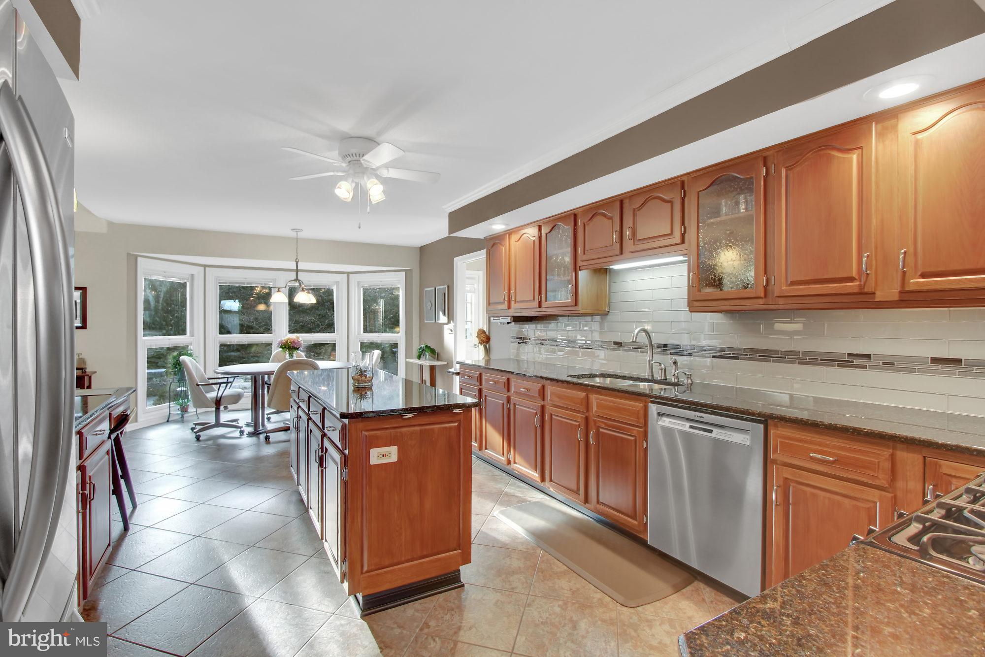 3620 Kingston Road York, PA 17402 - Photo 7 of 28 Gallery Image 7