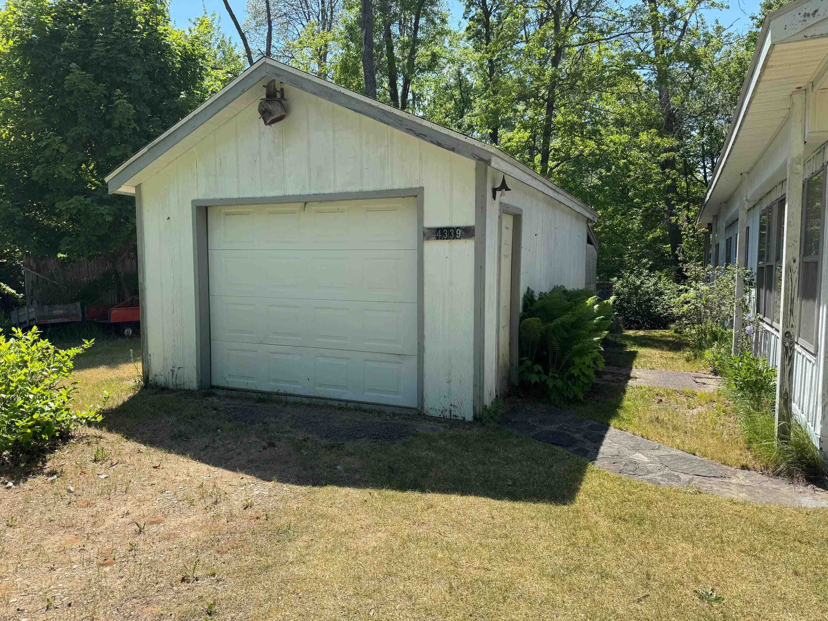 4339 West Oakman Road Harrison, MI 48625 - Photo 2 of 29