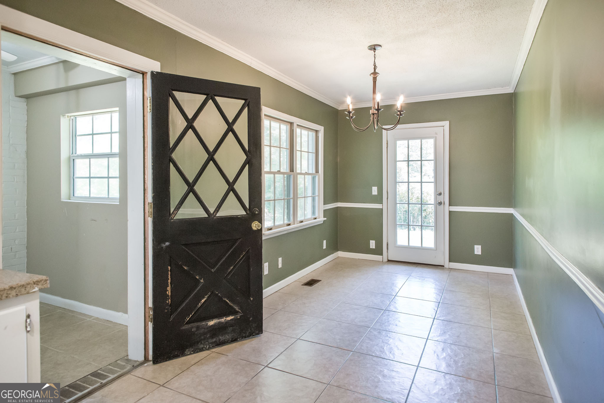 1109 Cherokee Circle Waycross, GA 31501 - Photo 13 of 45
