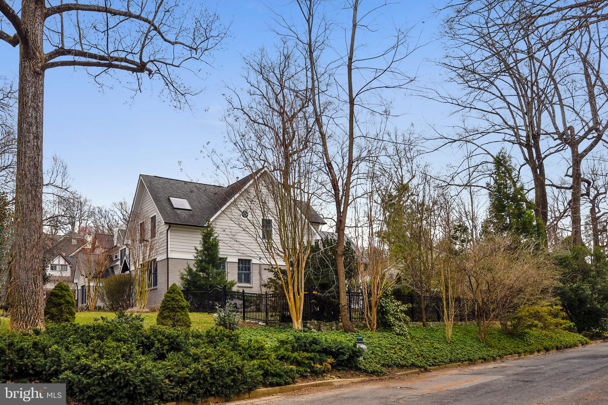 5510 Lambeth Road Bethesda, MD 20814 - Photo 3 of 53 Corner lot with large fenced side yard,