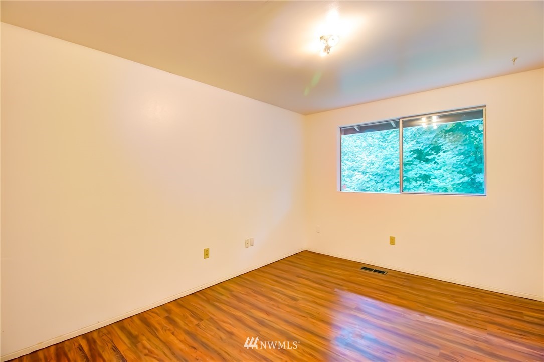 7411 Fairview Road Southwest, Unit 6D Olympia, WA 98512 - Photo 9 of 13 Gallery Image 9