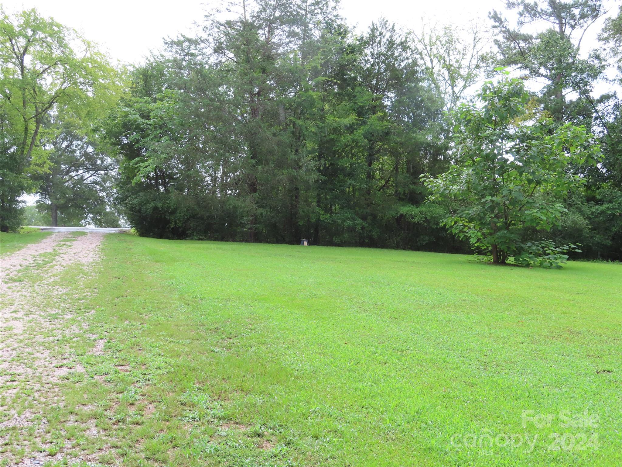 952 Meadowbrook Road Chester, SC 29706 - Photo 5 of 23